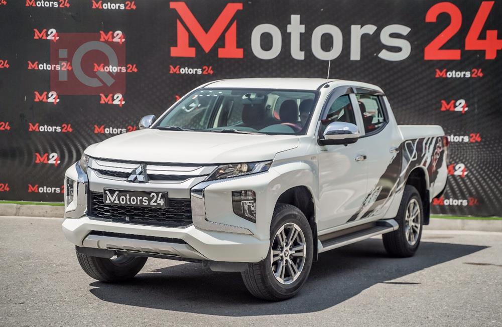 میتسوبیشی L200